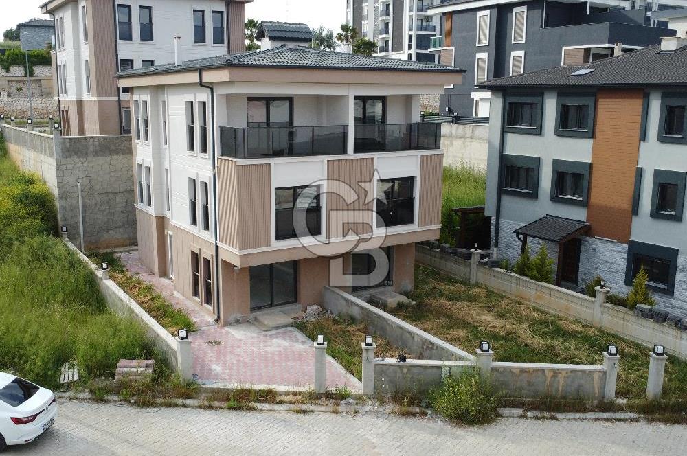 İzmir Torbalı Ayrancılar Satılık 148 m² Tripleks Villa