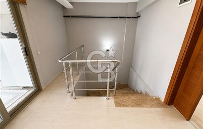 Bornova Altındağ Yeşilova Geniş Ailelere Uyg. Triplex 5+1 Villa