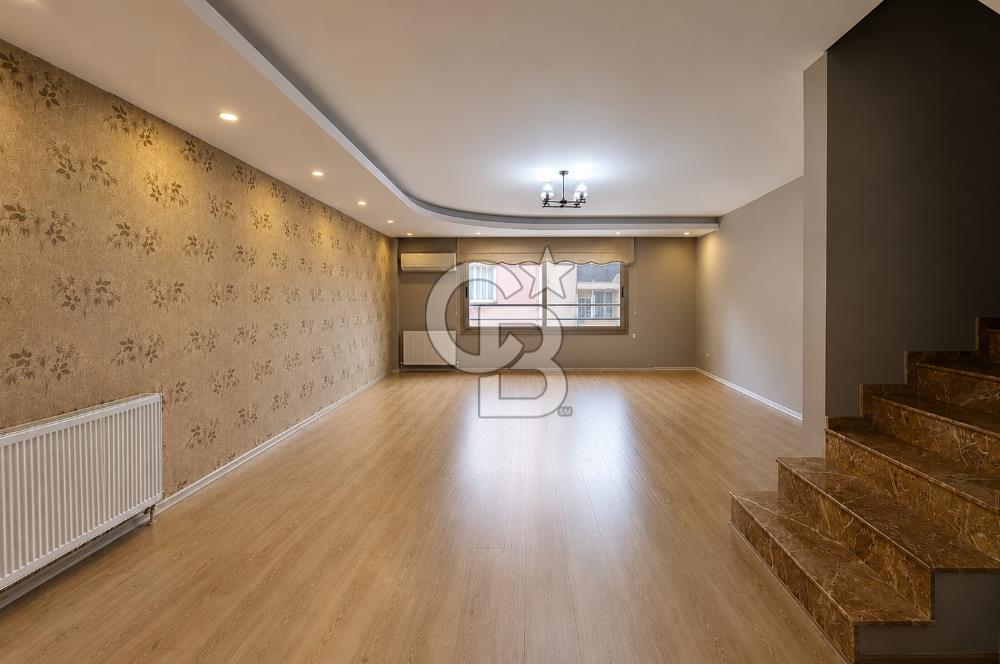 Bornova Altındağ Yeşilova Geniş Ailelere Uyg. Triplex 5+1 Villa