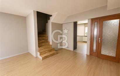 Bornova Altındağ Yeşilova Geniş Ailelere Uyg. Triplex 5+1 Villa