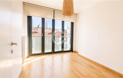 KALAMIŞ,SAHİLDE VEFA RESİDENCE'DA PRESTİJLİ 3+1 BALKONLU 125 M2