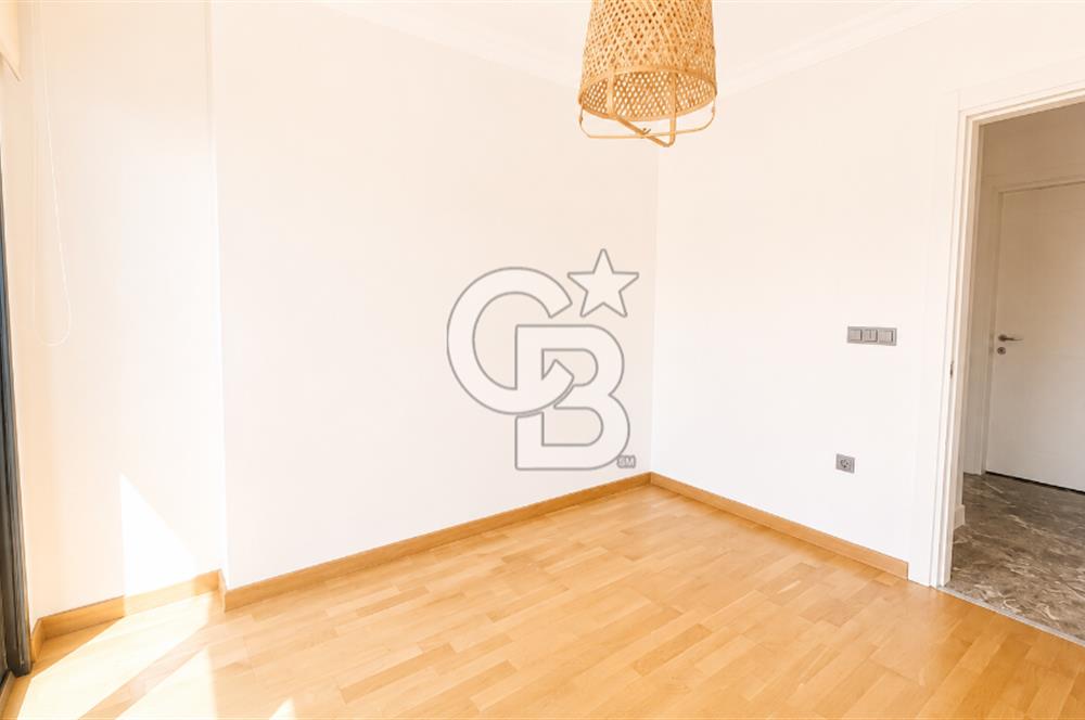 KALAMIŞ,SAHİLDE VEFA RESİDENCE'DA PRESTİJLİ 3+1 BALKONLU 125 M2