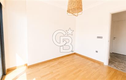 KALAMIŞ,SAHİLDE VEFA RESİDENCE'DA PRESTİJLİ 3+1 BALKONLU 125 M2