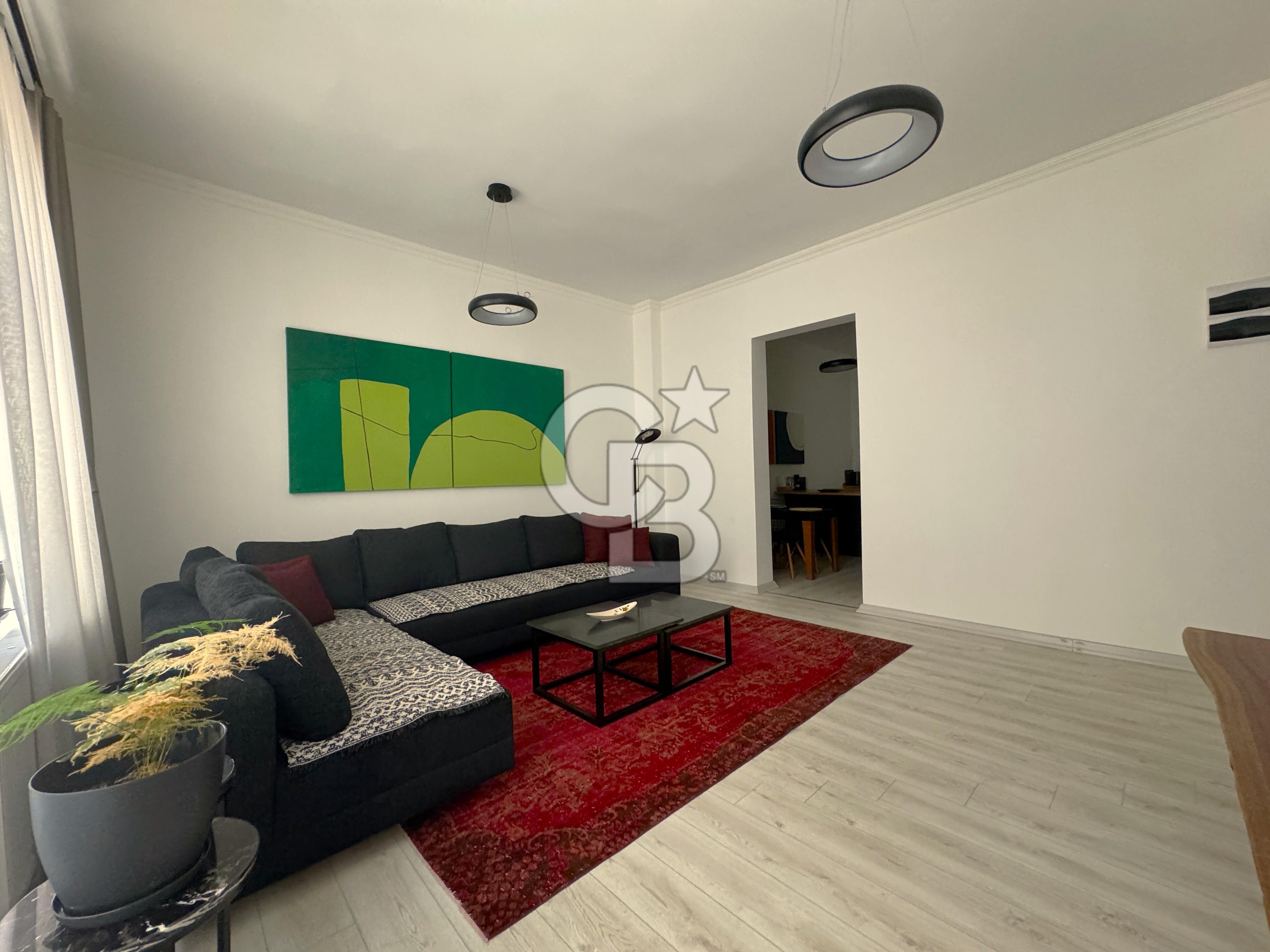 Şişhanede 100 m2 Yüksek Tavanlı 3. Katta Konumlu 2+1 Kiralık Lüks Daire 
