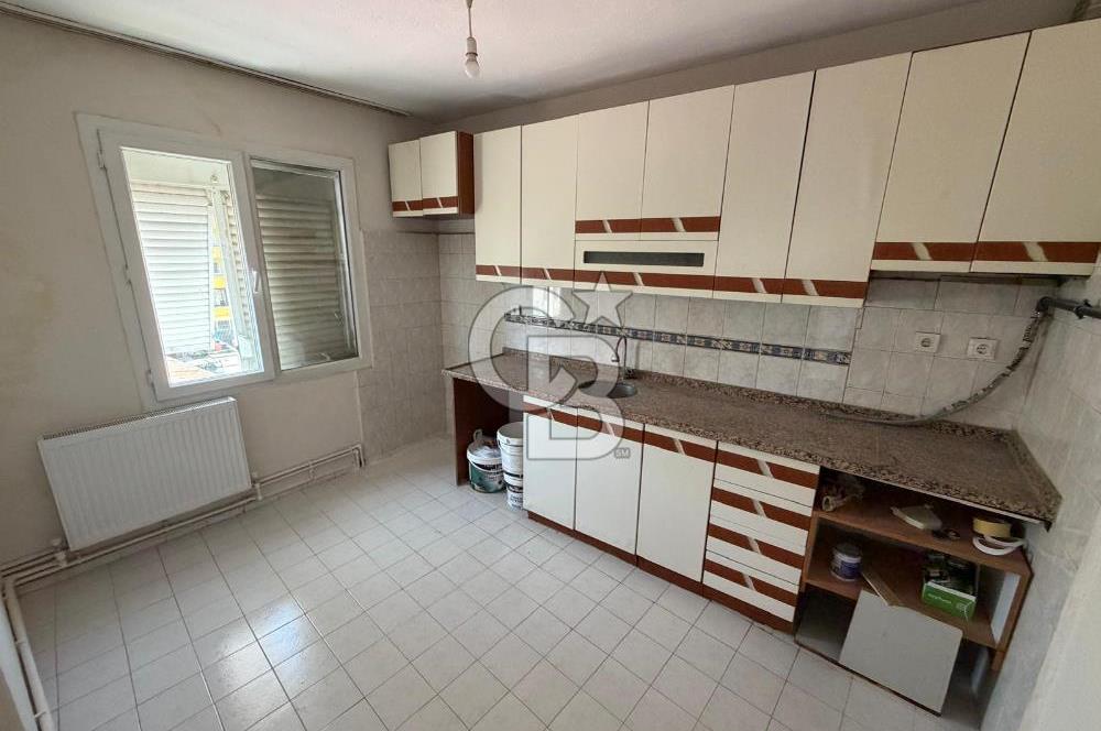 GAZİEMİR AKTEPE MAHALLESİNDE KİRALIK 3+1 DAİRE