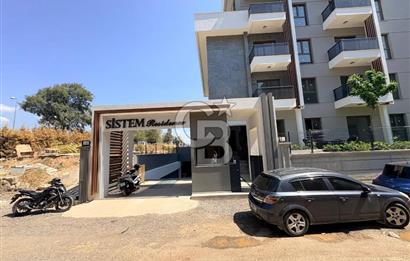 Sistem Rezidans Gaziemir'de Kiralık 1+1 Balkonlu Daire