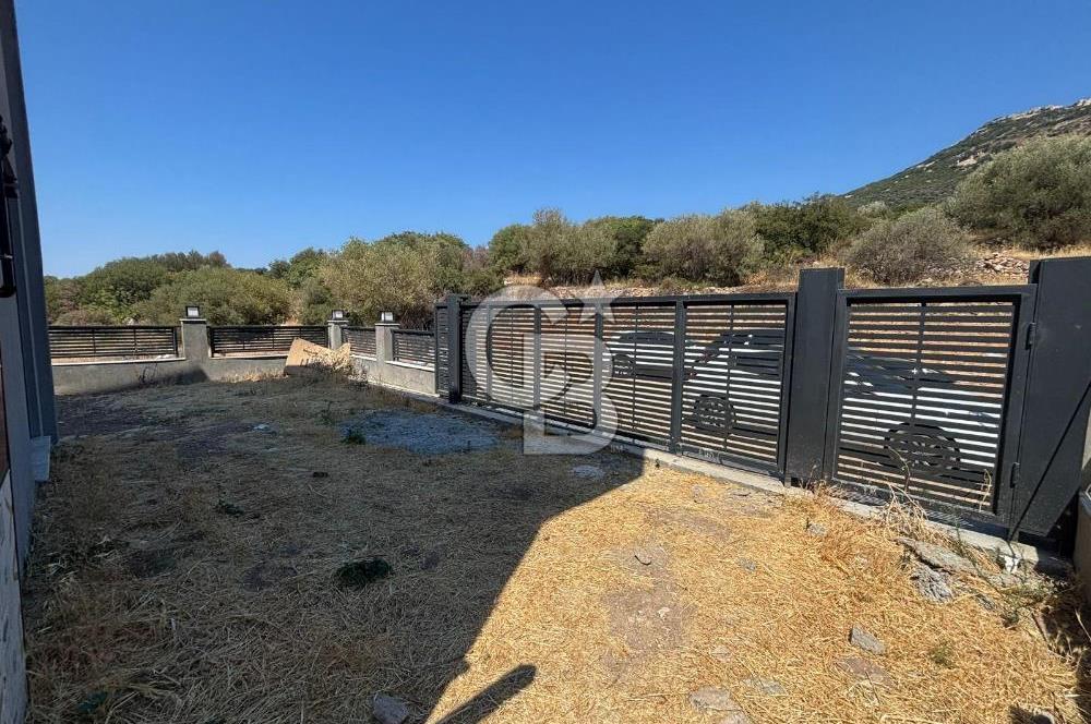 Foça 'da Deniz Manzaralı, Oturuma Hazır Dubleks Villa