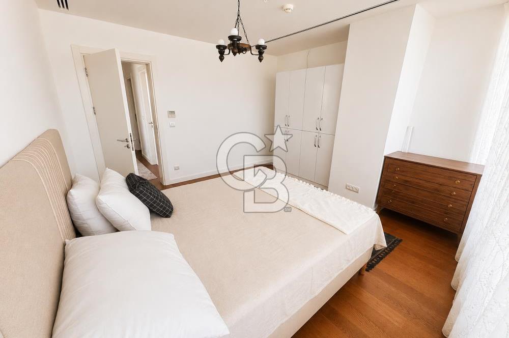 Çeşme Folkart Blu Deniz&Havuz Cepheli Kiralık Teraslı 2.5+1 Suit
