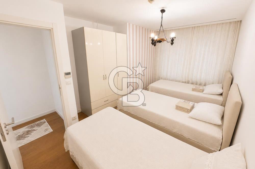 Çeşme Folkart Blu Deniz&Havuz Cepheli Kiralık Teraslı 2.5+1 Suit