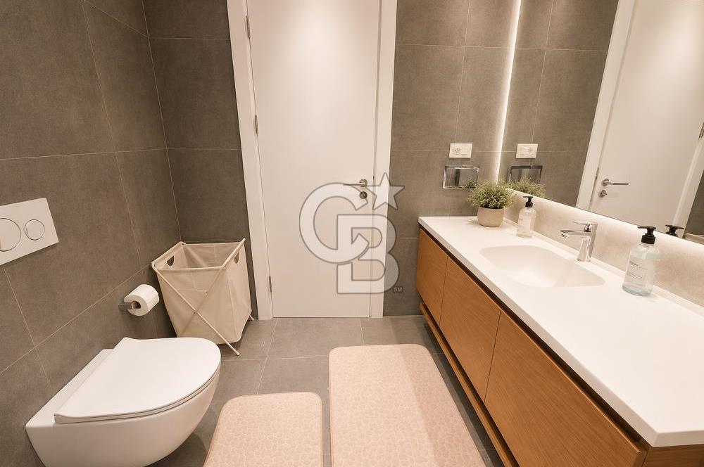 Çeşme Folkart Blu Deniz&Havuz Cepheli Kiralık Teraslı 2.5+1 Suit