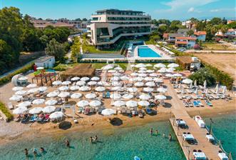 Çeşme Folkart Blu Deniz&Havuz Cepheli Satılık Teraslı 2.5+1 Suit - 1 - 364201