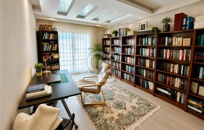 Granada Residence'da Havuz Cepheli 200M2 Büyük Tip Satılık Daire