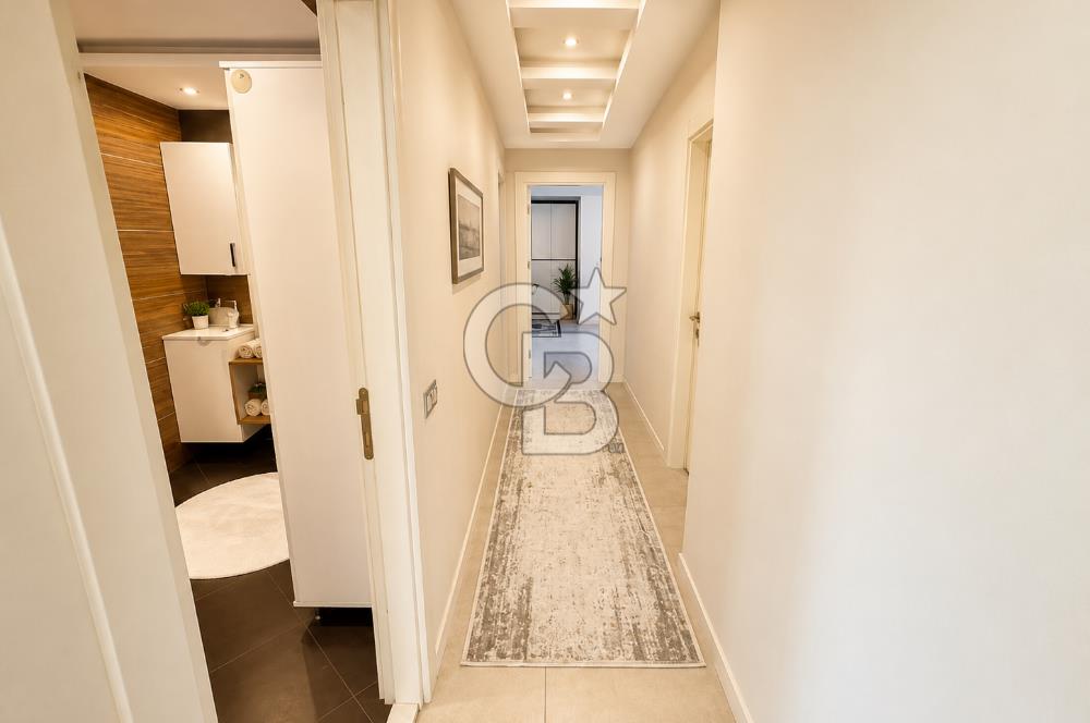 Granada Residence'da Havuz Cepheli 200M2 Büyük Tip Satılık Daire