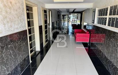 Granada Residence'da Havuz Cepheli 200M2 Büyük Tip Satılık Daire