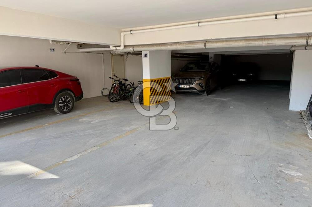 Granada Residence'da Havuz Cepheli 200M2 Büyük Tip Satılık Daire