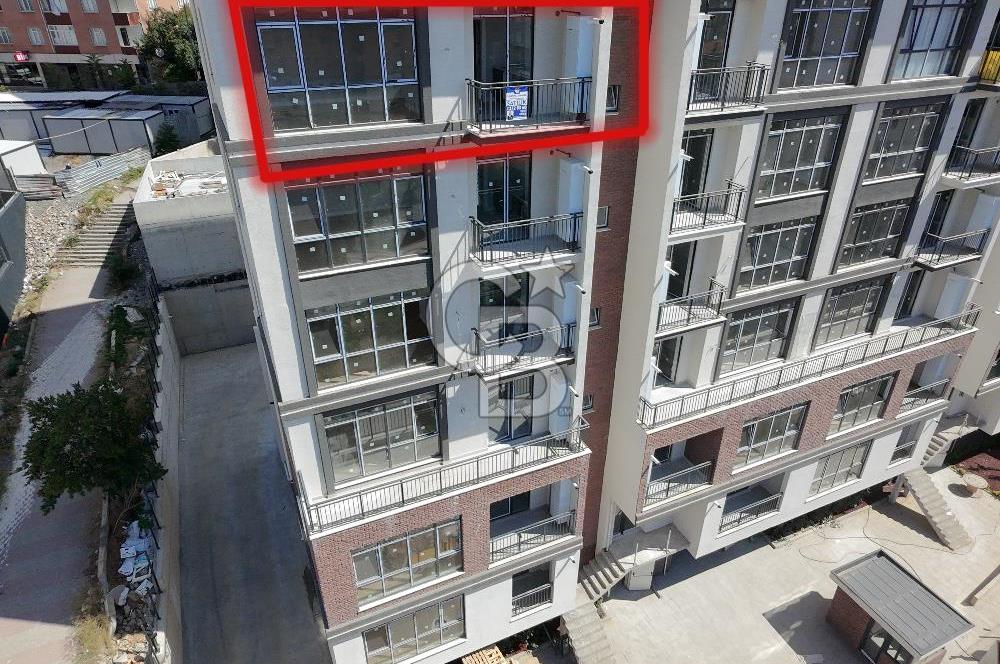 ESENKENT PERA PARK'DA DENİZ MANZARALI 3+1 105M2 SATILIK DAİRE