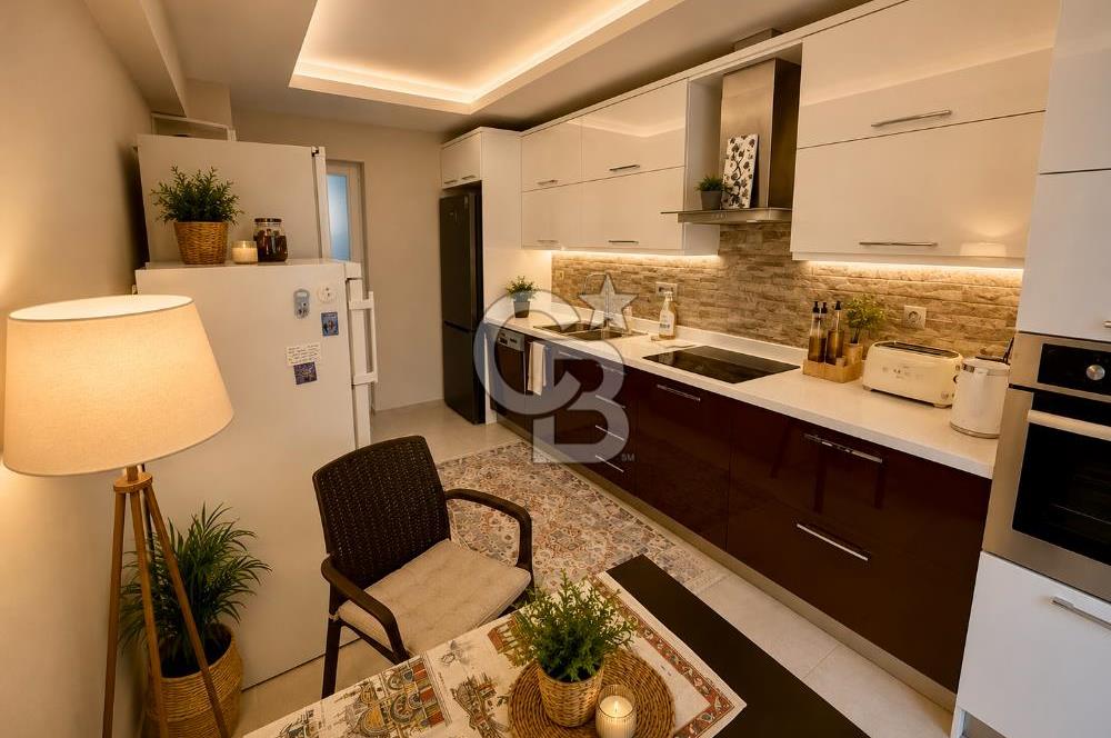 Granada Residence'da Havuz Cepheli 200M2 Büyük Tip Satılık Daire