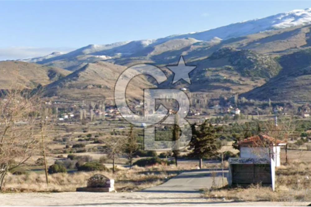ÇAVDIR DENGERE KÖYÜNDE SATILIK ARAZİ