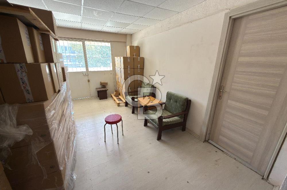 BORNOVA PINARBAŞI KÖŞE KONUM, 1.500 m² KOMPLE SATILIK BİNA