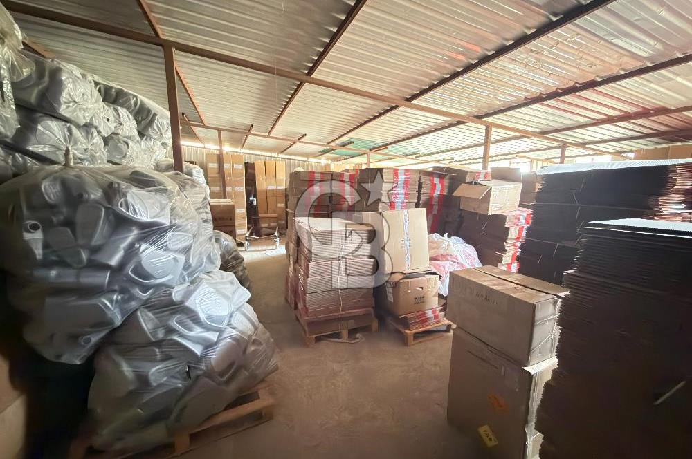 BORNOVA PINARBAŞI KÖŞE KONUM, 1.500 m² KOMPLE SATILIK BİNA