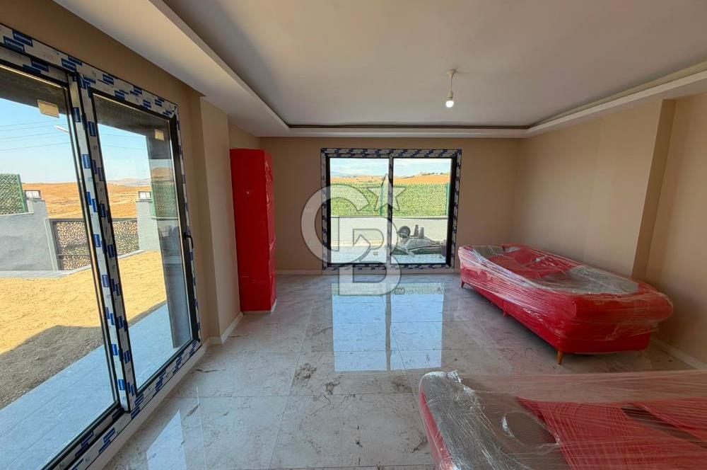 İzmir Seferihisar Akarca 'da Denize yakın Sıfır Dubleks Villa