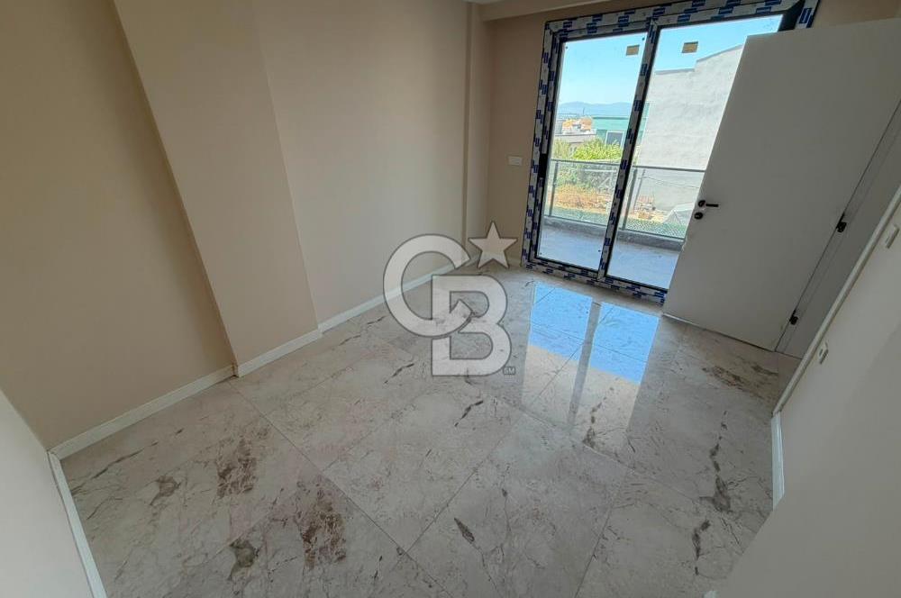 İzmir Seferihisar Akarca 'da Denize yakın Sıfır Dubleks Villa