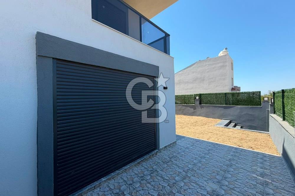 İzmir Seferihisar Akarca 'da Denize yakın Sıfır Dubleks Villa