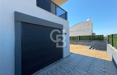 İzmir Seferihisar Akarca 'da Denize yakın Sıfır Dubleks Villa
