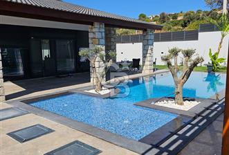 ÇEŞMENİN PRESTİJLİ BÖLGESİ MUSALLA 5+1 FIRSAT VİLLA - 1 - 364272
