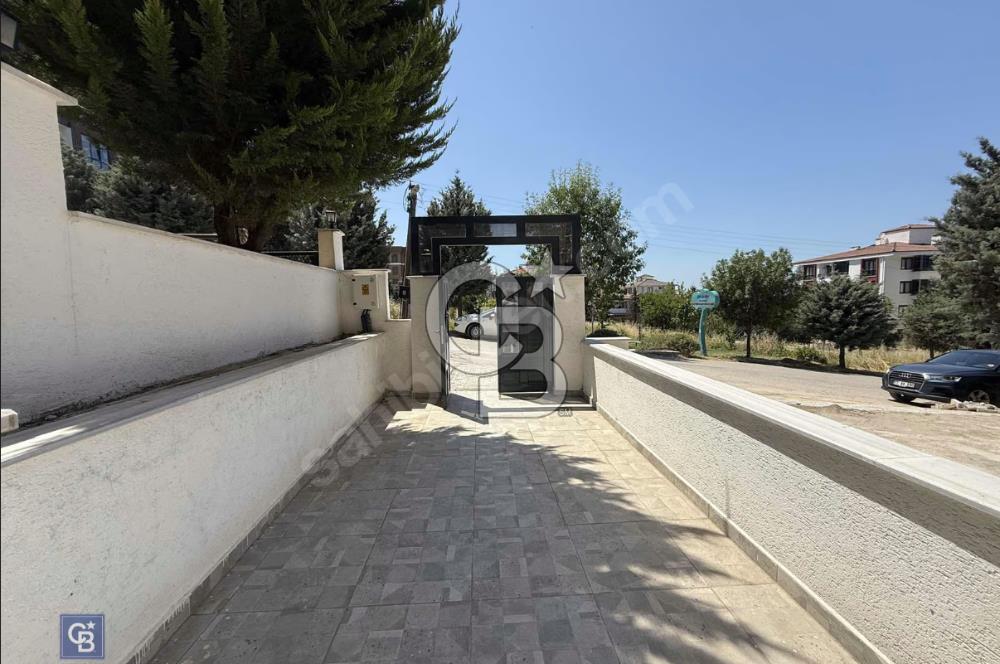 SATILIK ÇİFTLİKKÖY DE GENİŞ 3+1 DAİRE
