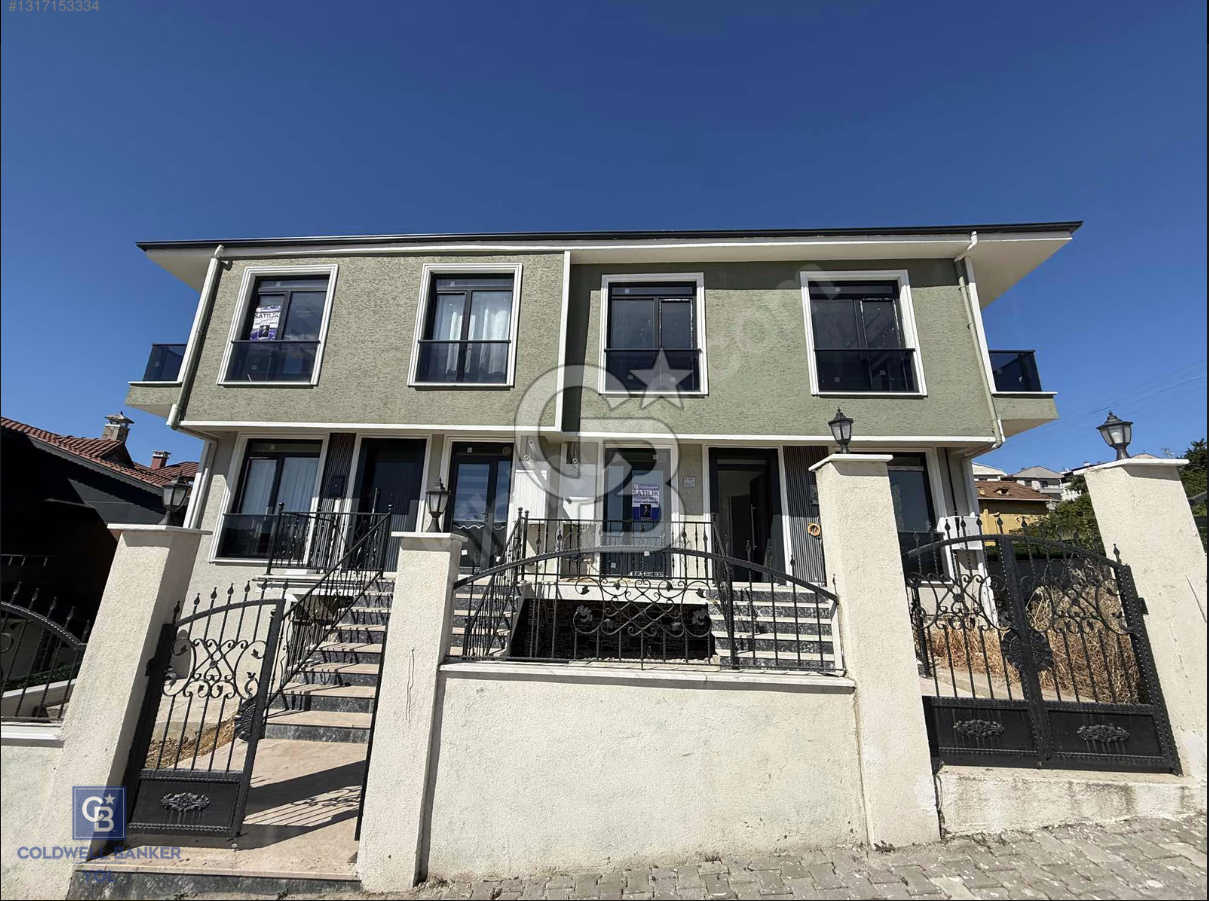 HARİKA LOKASYONDA SATILIK VILLA