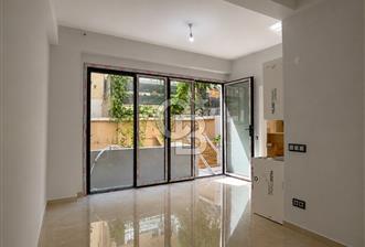 Kazancı'da Yeni Binada Yüksek Tavanlı İki Katlı Kiralık Dükkan - 1 - 364338
