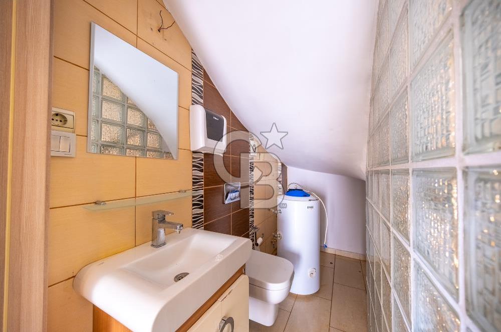 Balçova Korutürk mahallesinde müstakil bakımlı villa