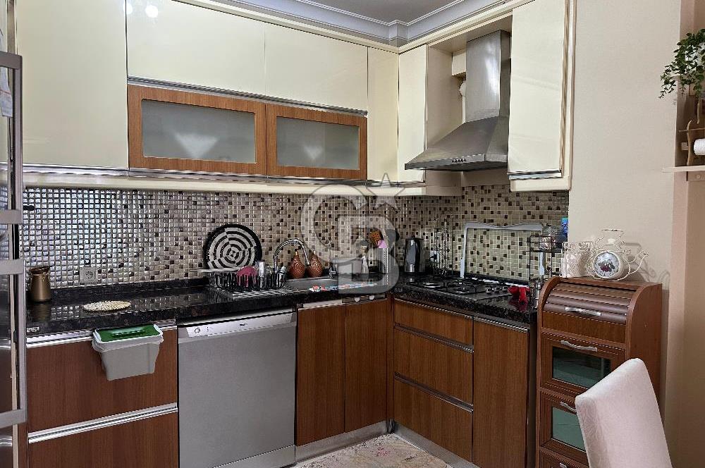 Güzelyalı'da İstinye park yakını Kiralık Eşyalı 2+1  Daire