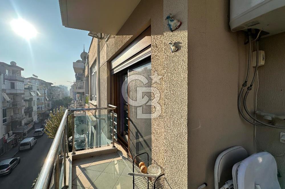 Güzelyalı'da İstinye park yakını Kiralık Eşyalı 2+1  Daire