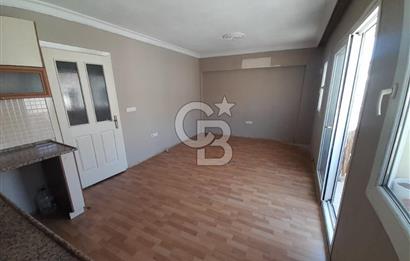 KARŞIYAKA ALAYBEY İZBANA 50 MT MESAFEDE 1+1 ASANSÖRLÜ BAKIMLI DAİRE