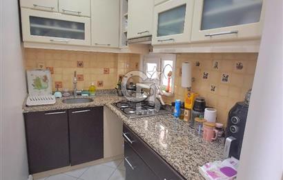 Şehremini Meydanda Satılık Geniş 1+1 Daire! Net:61m2.
