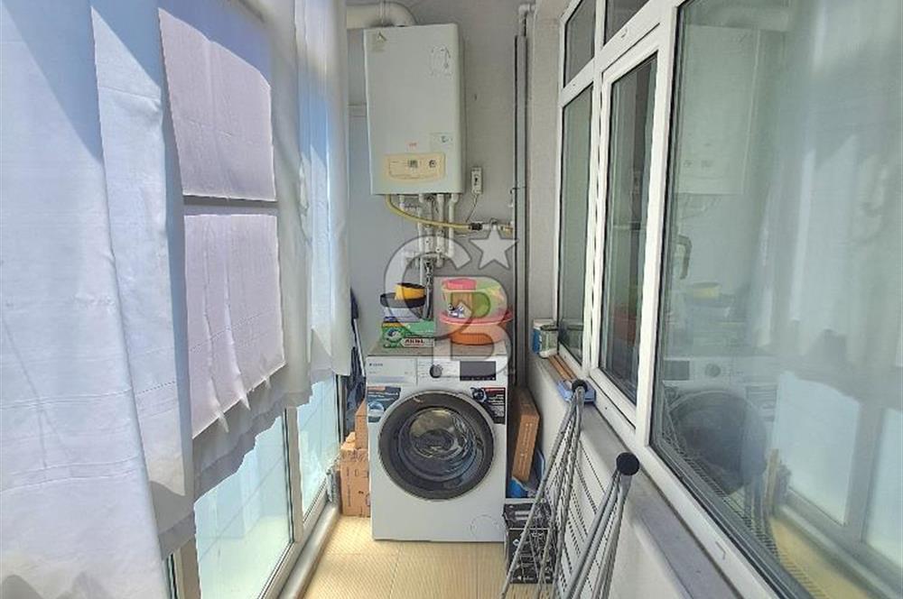 Şehremini Meydanda Satılık Geniş 1+1 Daire! Net:61m2.