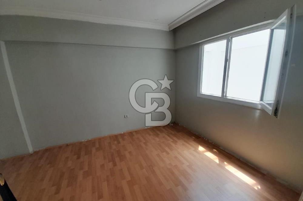 KARŞIYAKA ALAYBEY İZBANA 50 MT MESAFEDE 1+1 ASANSÖRLÜ BAKIMLI DAİRE