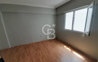 KARŞIYAKA ALAYBEY İZBANA 50 MT MESAFEDE 1+1 ASANSÖRLÜ BAKIMLI DAİRE