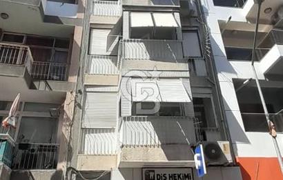 KARŞIYAKANIN TAM KALBİNDE FULL EŞYALI ARAKAT 95M2 HARİKA DAİRE