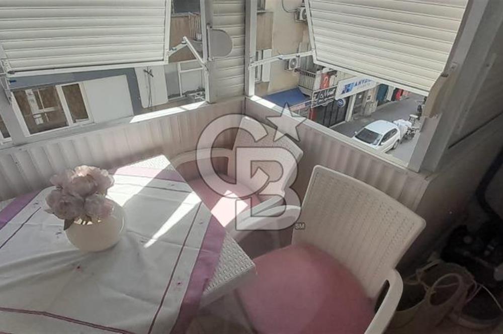 KARŞIYAKANIN TAM KALBİNDE FULL EŞYALI ARAKAT 95M2 HARİKA DAİRE