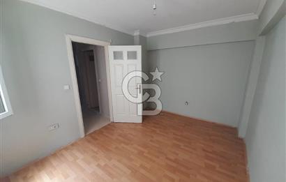 KARŞIYAKA ALAYBEY İZBANA 50 MT MESAFEDE 1+1 ASANSÖRLÜ BAKIMLI DAİRE