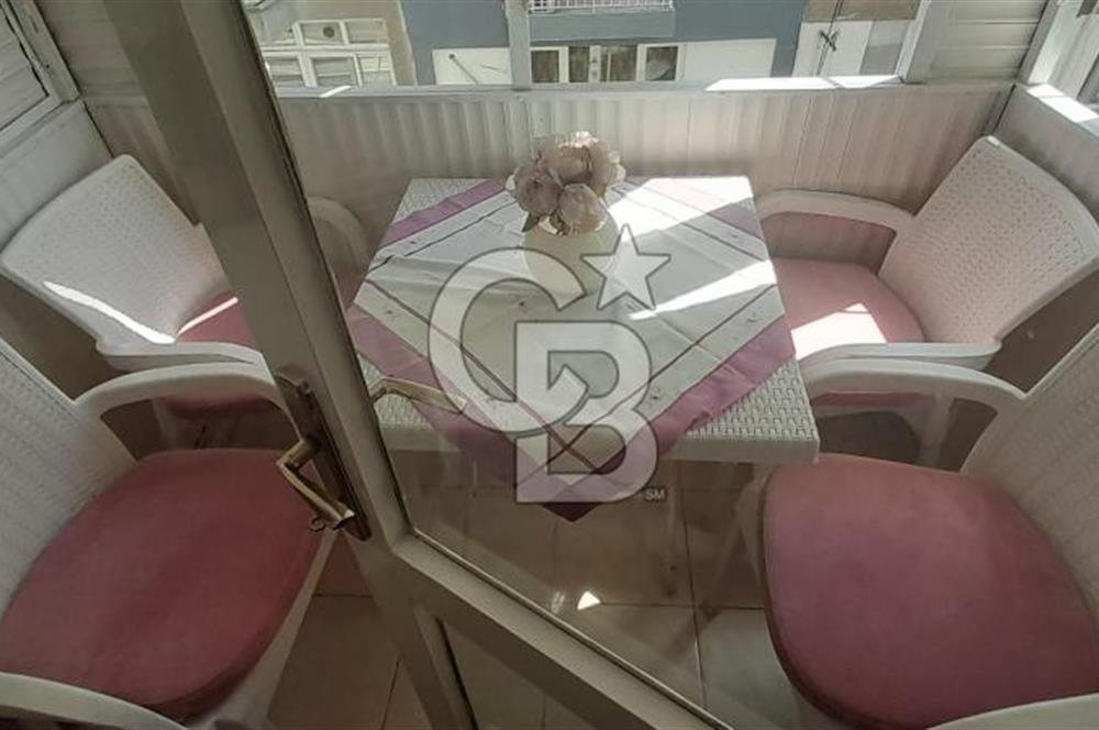 KARŞIYAKANIN TAM KALBİNDE FULL EŞYALI ARAKAT 95M2 HARİKA DAİRE