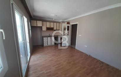 KARŞIYAKA ALAYBEY İZBANA 50 MT MESAFEDE 1+1 ASANSÖRLÜ BAKIMLI DAİRE
