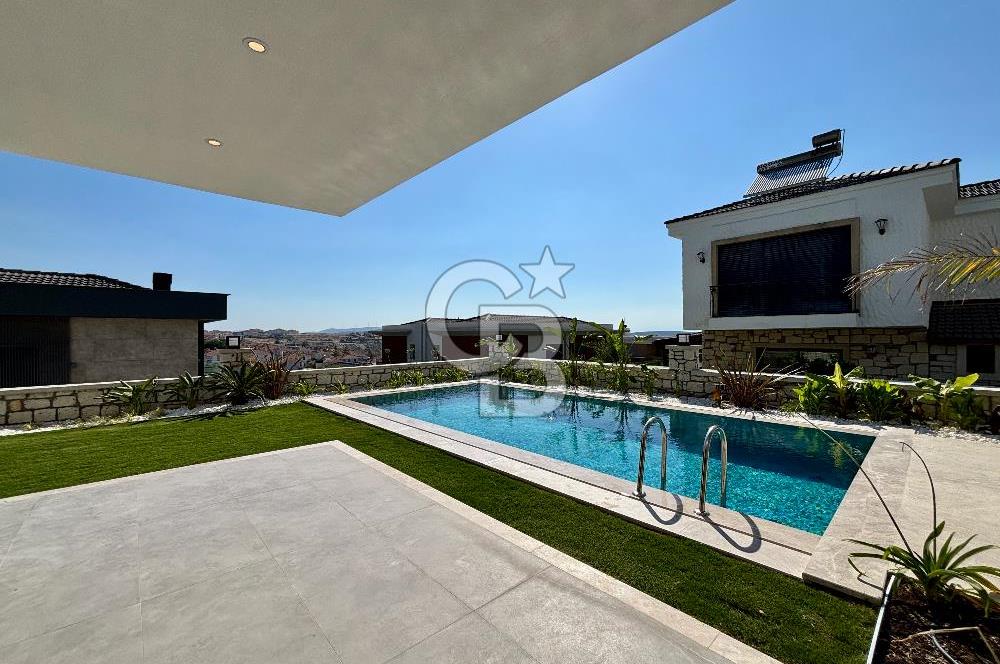 Reisdere’de Müstakil Havuzlu Sıfır 3+1 Satılık Villa