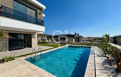Reisdere’de Müstakil Havuzlu Sıfır 3+1 Satılık Villa