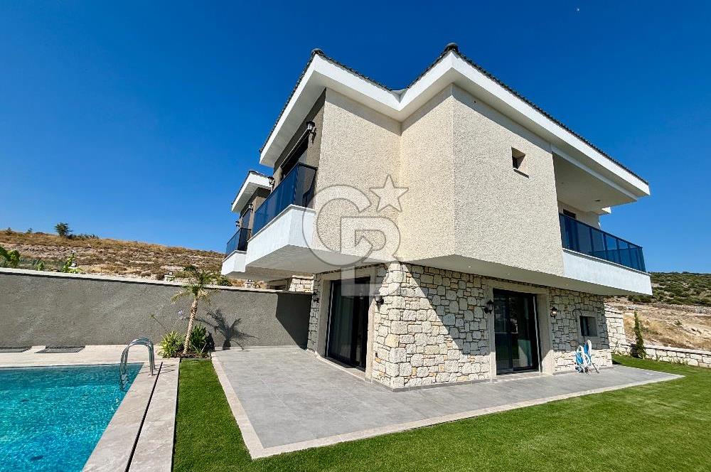 Reisdere’de Müstakil Havuzlu Sıfır 3+1 Satılık Villa