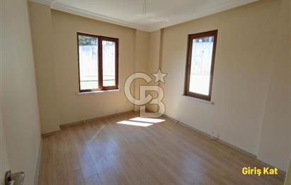 Gebze Tavşanlı'da, Havuzlu ve Güvenlikli Sitede KİRALIK VİLLA