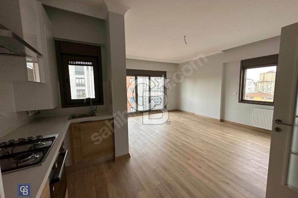 Kadıköy Feneryolu Kiralık Sıfır Ferah 1+1 47 m2 